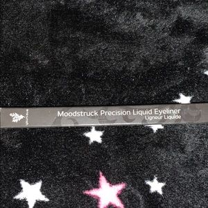 Younique liquid eyeliner